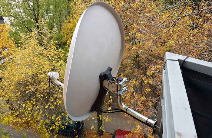 uszkodzona przez wiatr antena NC+